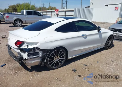 2022 Mercedes-Benz C 300 Coupe z USA, uszkodzony, nr VIN W1KWJ8DBXNG111970